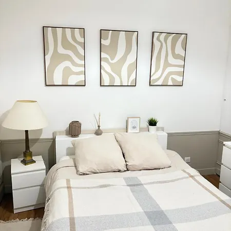 Prive Chic - Tour Eiffel Apartament